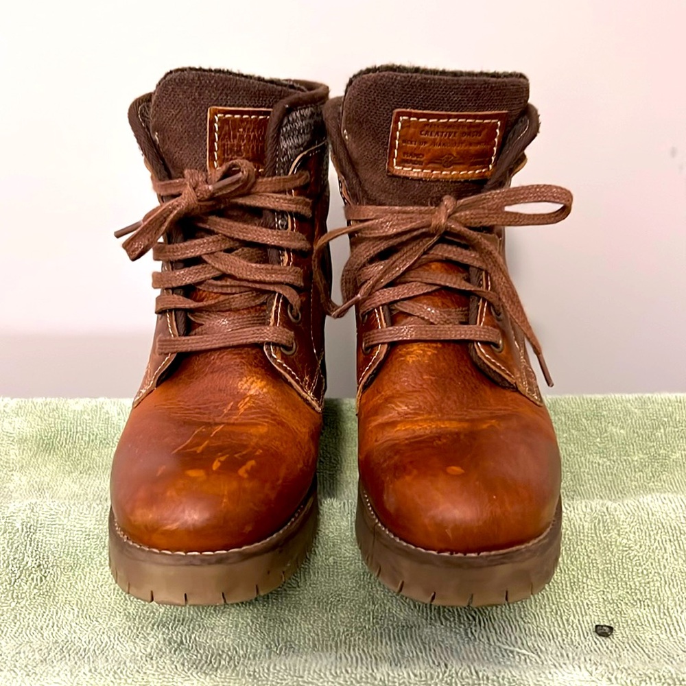 Leather boots